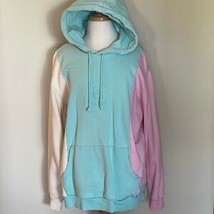 EUC~Teddy Fresh Woman’s Large Rip N Dip Multi Colored Kangaroo Pocket Hoodie